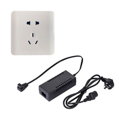 デュアルゾーン ファッションデザイン キャンプ用太陽光充電冷蔵庫 12v 車用冷蔵庫